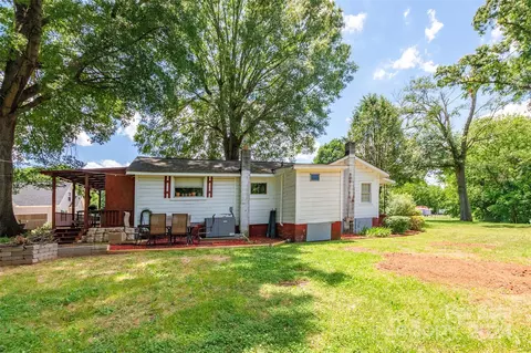 Exterior - 4091 Roberta Rd, Concord, NC 28027 photo 3 of 4