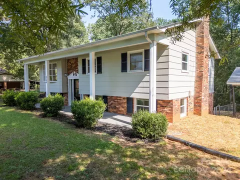 Exterior - 2594 Cedar Valley Dr, Conover, NC 28613 photo 5 of 5