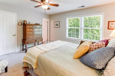 Bedroom - 70 Acorn Ln, Clyde, NC 28721 photo 2 of 4