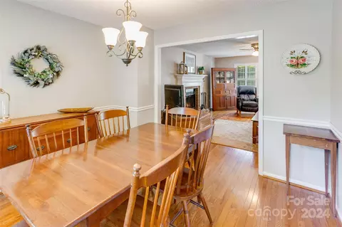 Dining - 70 Acorn Ln, Clyde, NC 28721 photo 2 of 2