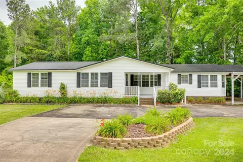 2566 Goins Ln, York, SC 29745