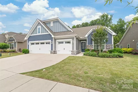 1915 Tranquility Blvd, Lancaster, SC 29720 photo 2