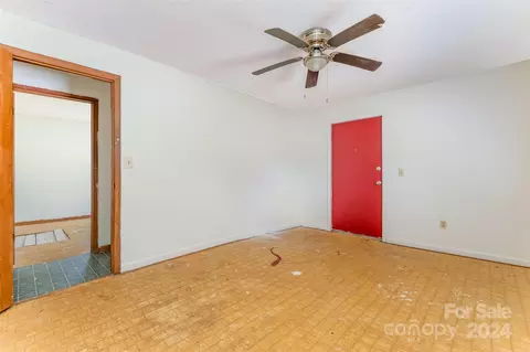 Living - 617 E B St, Newton, NC 28658 photo 1 of 1