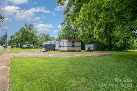 Other - 617 E B St, Newton, NC 28658 photo 6 of 12
