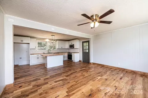 1870 August St, Conover, NC 28613 photo 8