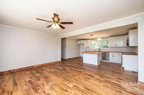 1870 August St, Conover, NC 28613 photo 6