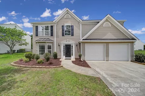 6154 Roseway Ct, Harrisburg, NC 28075