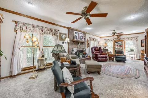 1818 Sardis Dr, Lancaster, SC 29720 photo 7