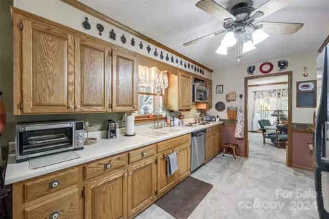 1818 Sardis Dr, Lancaster, SC 29720 photo 16