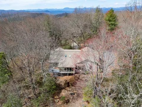 117 Tlvdatsi Dr, Brevard, NC 28712