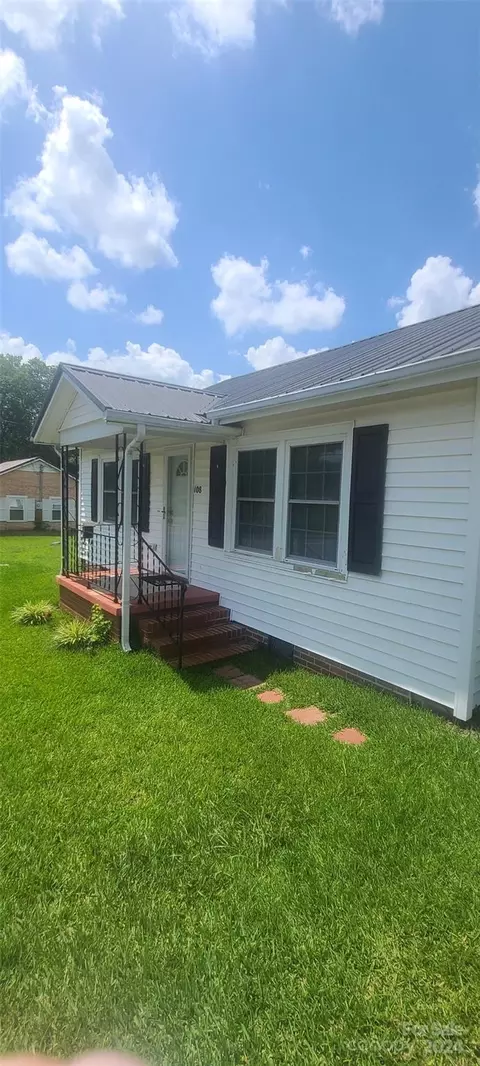 Exterior - 108 Mill St, Biscoe, NC 27209 photo 3 of 3