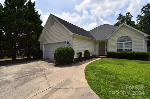4001 Berkshire Ct, Indian Trail, NC 28079