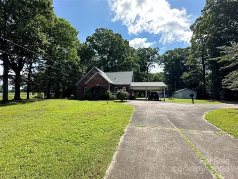 12171 Bethel Church Rd, Midland, NC 28107