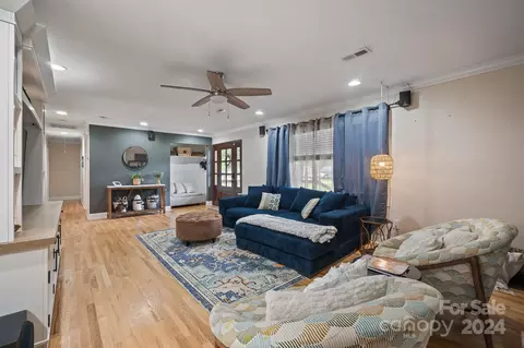 1410 Crestfield Dr, Lancaster, SC 29720 photo 6