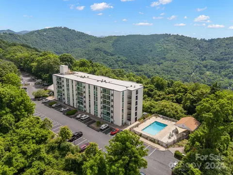 647 Town Mountain 102 Rd #102, Asheville, NC 28804