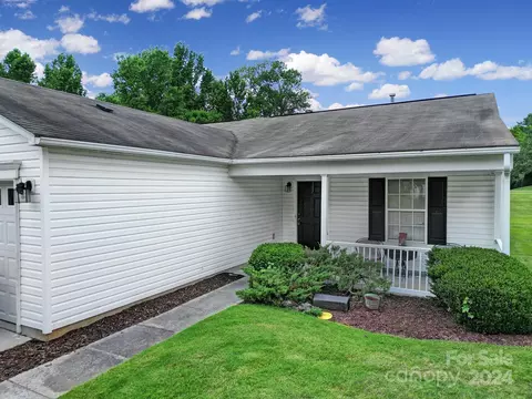 6503 Ziegler Ln, Charlotte, NC 28269