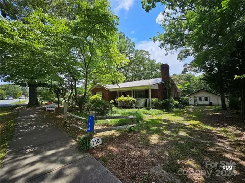 716 Old Providence Rd, Waxhaw, NC 28173