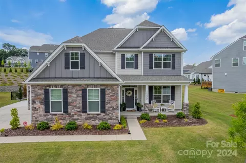 17222 Monocacy Blvd, Huntersville, NC 28078