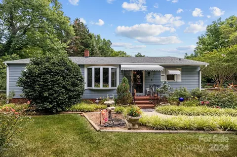 3017 Mulberry Church Rd, Charlotte, NC 28208