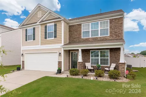 9016 Harwood Knoll Dr, Charlotte, NC 28214