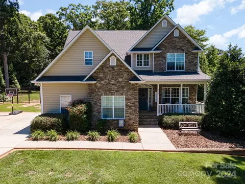 334 Adrian Rd, Salisbury, NC 28146 photo 4