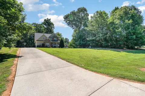 334 Adrian Rd, Salisbury, NC 28146 photo 5