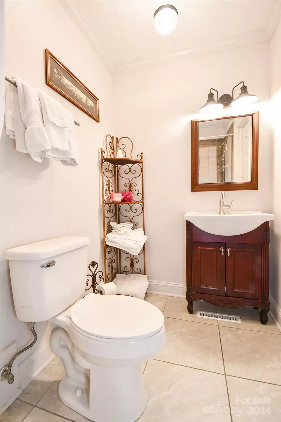 Bath - 425 Baucom Deese Rd, Monroe, NC 28110 photo 2 of 3