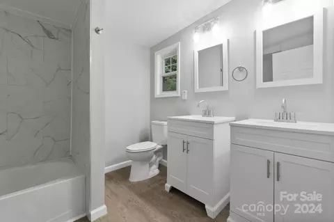 Bath - 706 Smith St, Kannapolis, NC 28083 photo 1 of 1