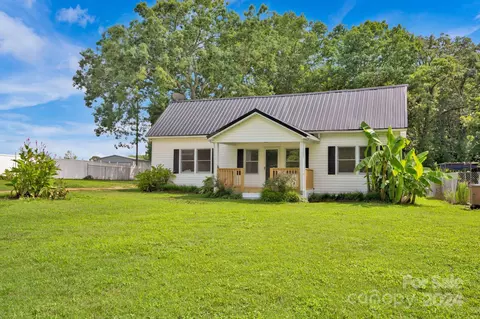Exterior - 211 Dellinger Rd, Shelby, NC 28152 photo 1 of 3