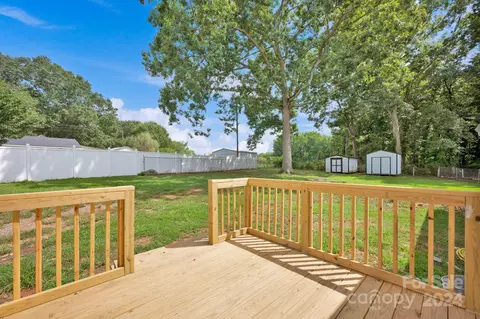 Exterior - 211 Dellinger Rd, Shelby, NC 28152 photo 3 of 3