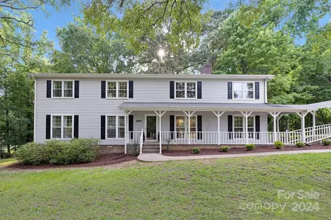 2801 Farmstead Ln, Fort Mill, SC 29708