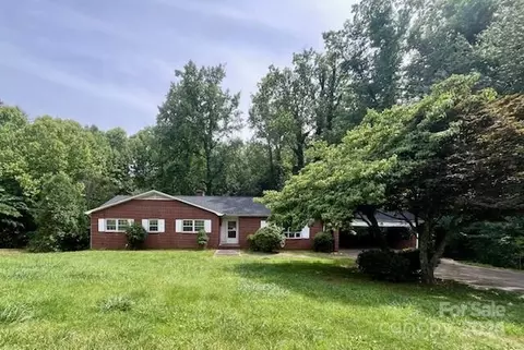 1334 20th Avenue Ne Pl NE, Hickory, NC 28601