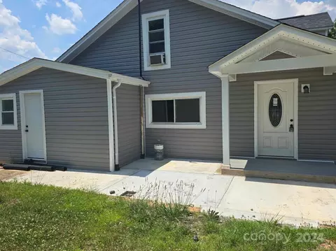 Exterior - 4080 Piney Rd, Morganton, NC 28655 photo 3 of 8