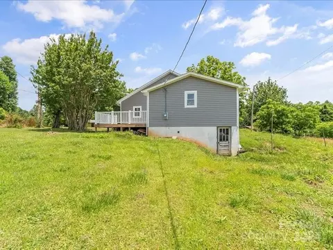 Exterior - 4080 Piney Rd, Morganton, NC 28655 photo 7 of 8