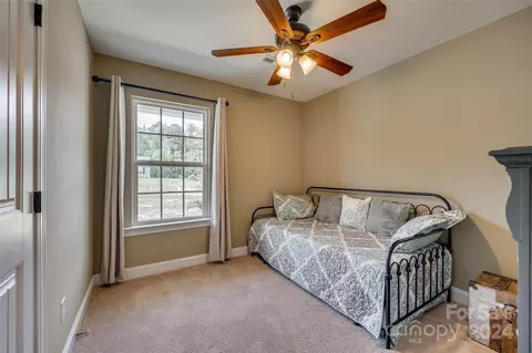 Bedroom - 1489 Foxbrook Cir, Lancaster, SC 29720 photo 5 of 7