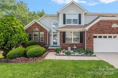 271 Fox Hollow Rd, Mooresville, NC 28117