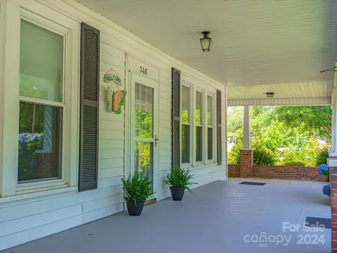 346 E Boulevard St, Chesterfield, SC 29709 photo 2