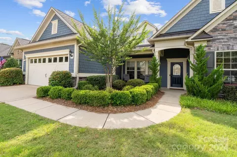 418 Bloom St, Fort Mill, SC 29715