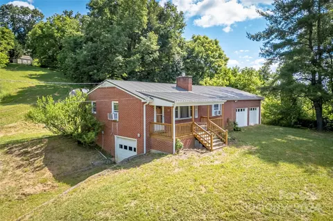 126 Madison Heights Dr, Marshall, NC 28753