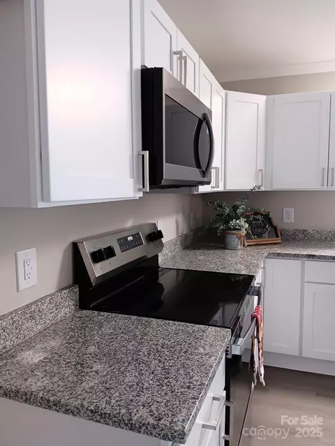 411 Brookgreen Dr, Monroe, NC 28112 photo 5