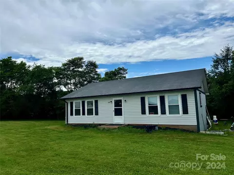 100 Horizon Meadows Rd, Alexander, NC 28701