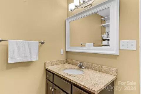 8304 Cedar Bark St, Hickory, NC 28602 photo 17