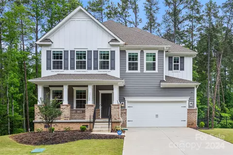 17724 Snug Harbor 98 Rd #98, Charlotte, NC 28278