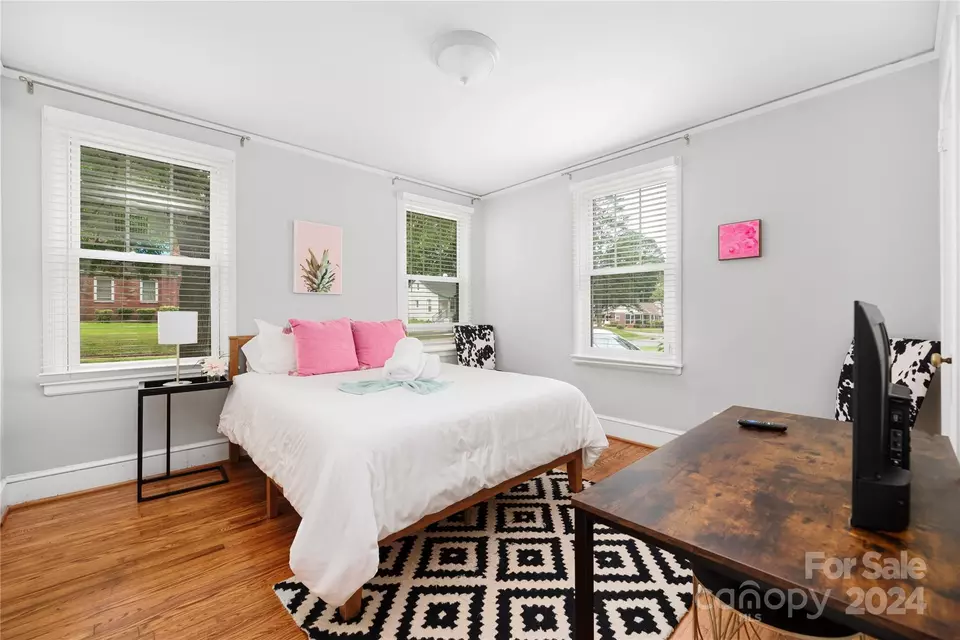 Bedroom - 2346 Morton St, Charlotte, NC 28208 photo 1 of 2