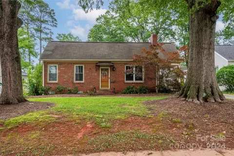 Exterior - 2346 Morton St, Charlotte, NC 28208 photo 1 of 7