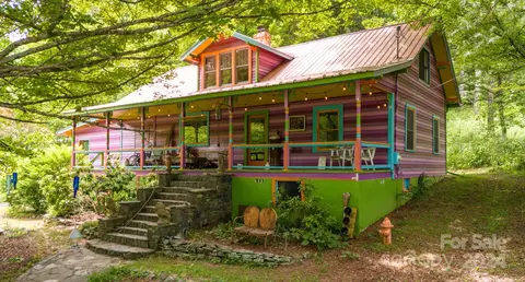 344 Nc 80 Hwy, Bakersville, NC 28705