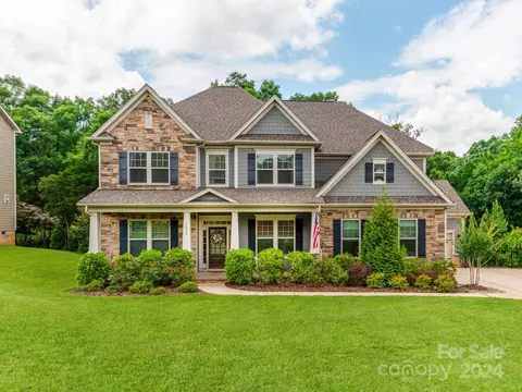 7025 Yager Ridge Dr, Lake Wylie, SC 29710