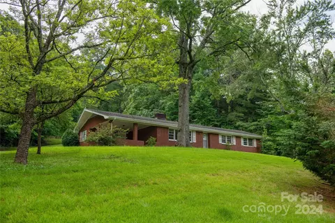 6460 Duck Creek Rd, Lenoir, NC 28645