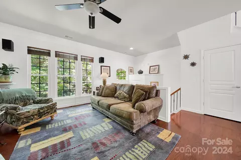 1074 Drayton Ct, Fort Mill, SC 29708 photo 8
