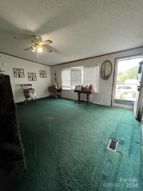 7141 Lingerfelt Rd, Vale, NC 28168